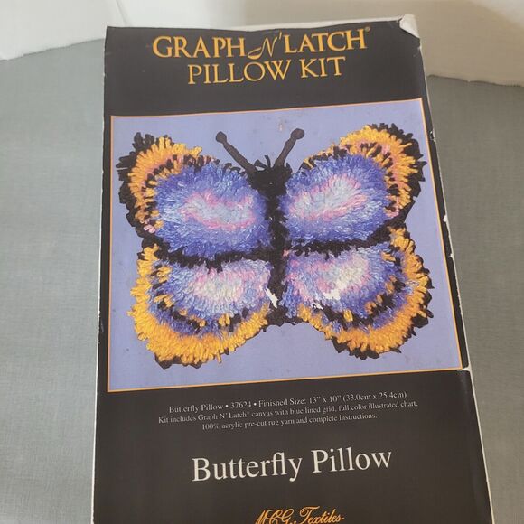 NEW Graph N latch Pillow Kit Butterfly craft hobby kids fun homeschool 13X10 rug - Picture 2 of 9